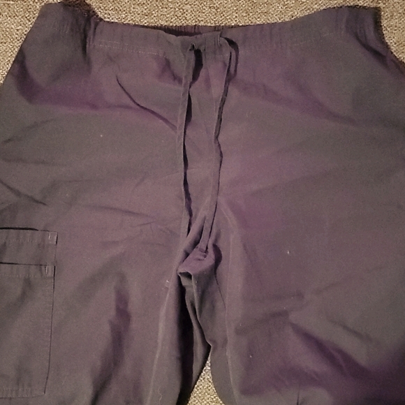 SB scrub pants